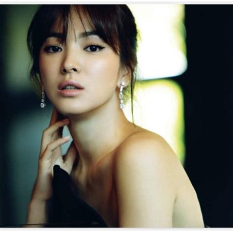 While there have been murmurs of trouble in paradise for months now, these rumours are. Song Hye Kyo (송혜교) | Schöne frauen, Gesicht, Hübsche frau