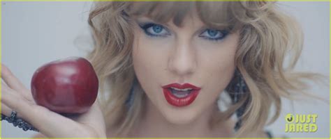 Taylor Swift Goes Crazy Over Sean O Pry In Blank Space Video Photo 3239015 Music Music