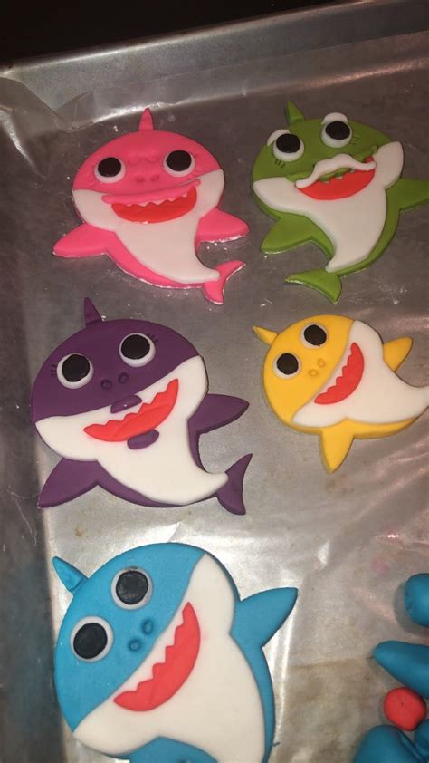Baby Shark Fondant Cutter Set In 2020 Shark Birthday Cakes Shark