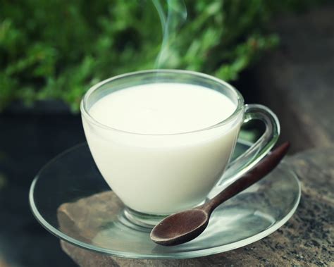 Health Diet And Nutrition Cold Milk Vs Hot Milk Buy Milk Online