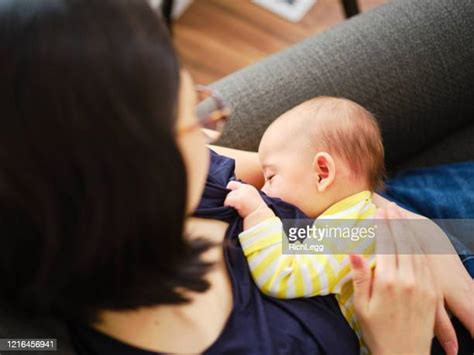 Japanese Breastfeeding Photos And Premium High Res Pictures Getty Images