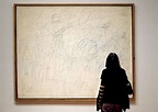 Vida e obra de Cy Twombly, artista conhecido por pinturas "rabiscadas"