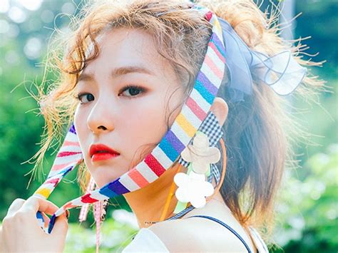 10 Idols Who Prove Monolids Are Beautiful Koreaboo