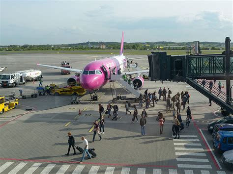 Kā iegādāties wizz air biļetes no rīgas. Tracing the rise of Wizz Air and the future of budget ...