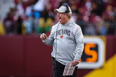 Cleveland Browns Offensive Line Coach Bill Callahan Is Teams Unsung Mvp Dawgs By Nature
