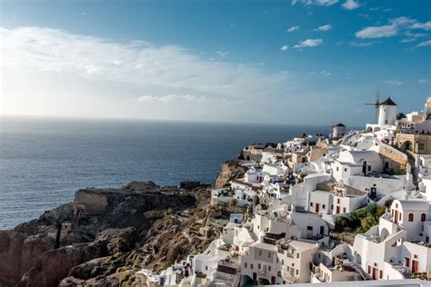 10 Best Flights To Santorini Greece