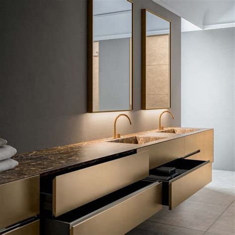 Weitere ideen zu badezimmer, badezimmerideen, badezimmer design. Messing Fronten für Waschtisch | Kleine badezimmer design ...