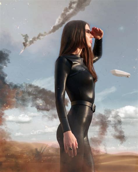 Pin On Models Singers Or Other Babes In Catsuits Wetsuits Full