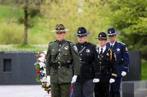 photos fallen officers honored in oregon law enforcement ceremony eclips