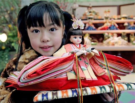 In Japan Celebrate Girls Hina Matsuri Pictolic