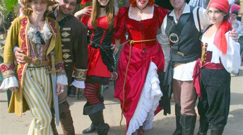 Buccaneer Days Returns To Two Harbors Oct 1 4 The Log