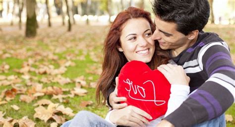 Ini Alasan Kenapa Gombalan Pria Lebih Jago Dibanding Wanita - Perjaka.id