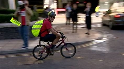 Father Riding Late Daughters Tiny Bike 200 Miles For Charity Bbc News