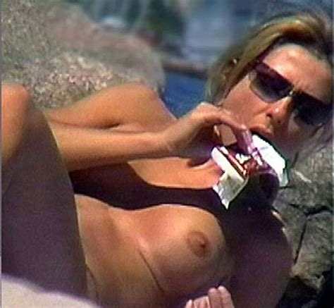 Pictures Showing For Jennifer Aniston Topless Beach 1999
