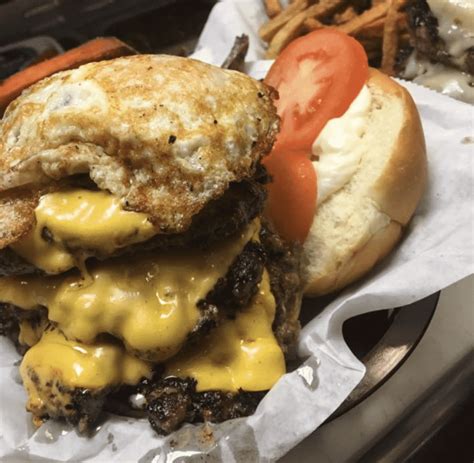 The 7 Best Burgers In Nashville Tennessee Big 7 Travel