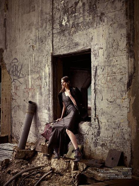 Abandoned Ruins Photo Shoot Ideas Photo Fashion Photography