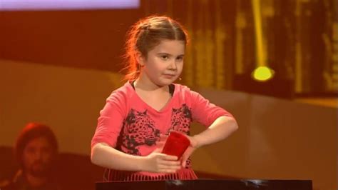 I can see your voice, an adaptation of the. 8-Year-Old Girl Performs On The Voice. When The Judges ...