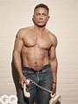 Daniel Craig Poses Shirtless for ‘GQ,’ Teases Final James Bond Movie ...