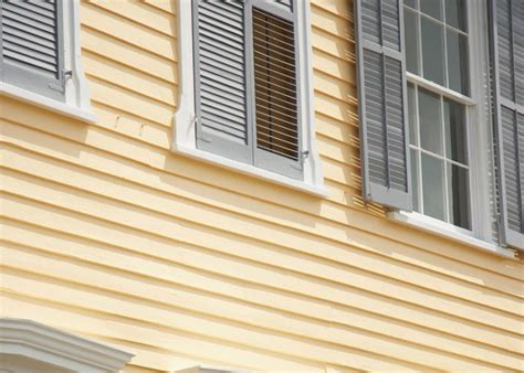 Effective Ways Of Painting Aluminum Siding Blue House