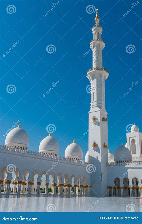 Tall White Minaret At The Sheikh Zayed Mosque Stock Photo Image Of