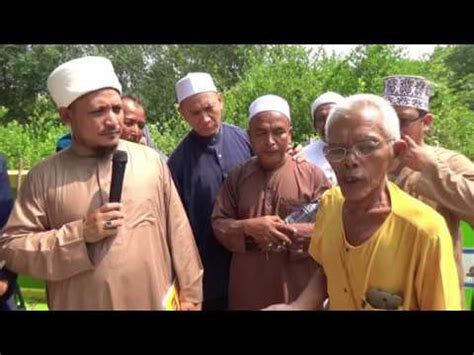 Haji abdul rahman limbong is on facebook. Maqam Sheikh Abdul Rahman Limbong, Raja Hijau dan Raja ...