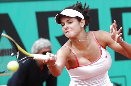 See And Save As Julia Goerges Unsere Tennis Titten Hoffnung Porn Pict
