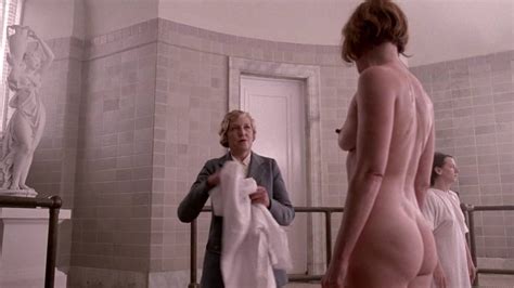 Gretchen Mol Nude Gallery