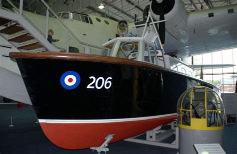 Fantastic News Raf Seaplane Tender And Rescue Boat Renovated By Two