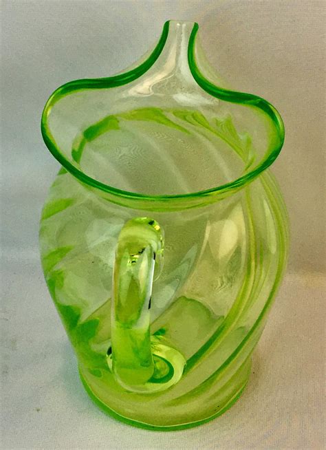 lot vintage c 1930 large vaseline uranium green depression glass twist pattern pitcher w