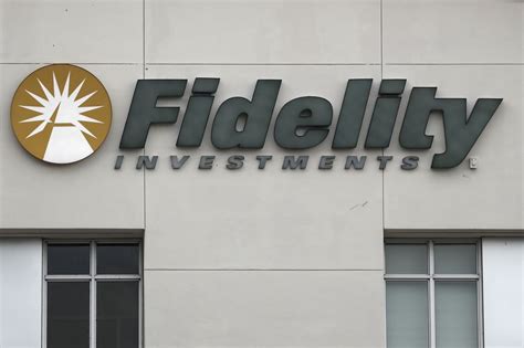 Fidelitys Asset Management Chief To Retire At Year End Wsj