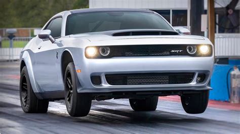 Dodge Dealer Fires Employees Who Screwed Soldier Out Of Challenger Srt