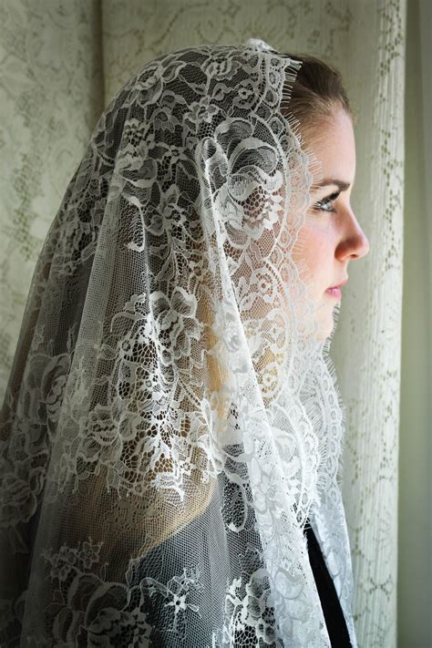 Evintage Veils~ Cream White Or Black Spanish Lace Vintage Inspired Lace