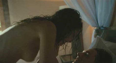 Celebs In Upcoming Movies Picture 20101originalmilakunis Topless