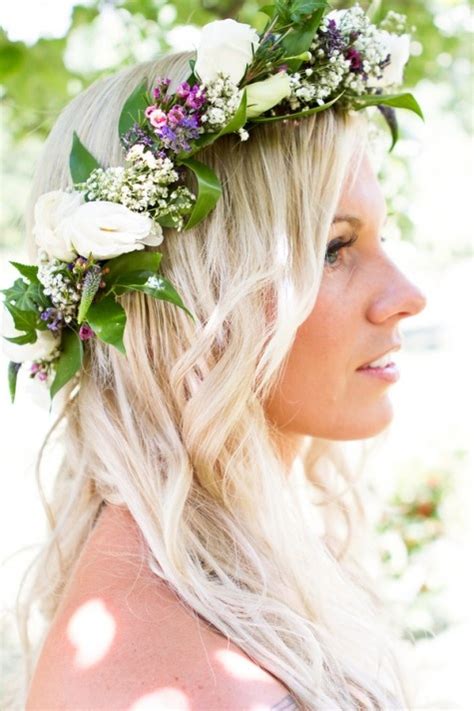 26 Beautiful Bridal Style Flower Crowns Weddingomania