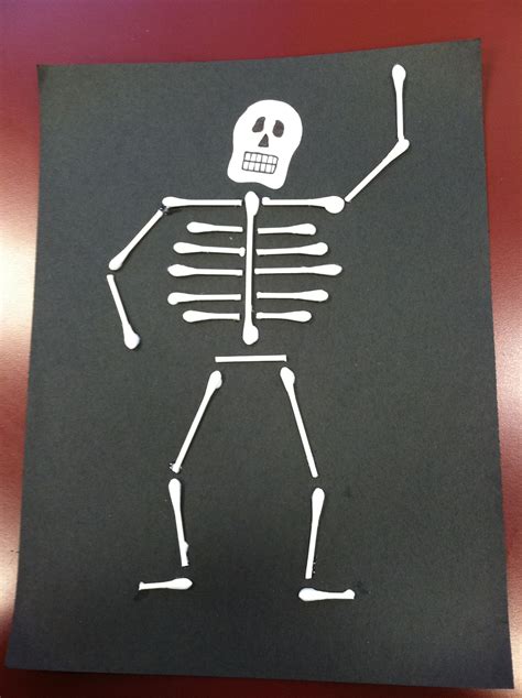 Amys Q Tip Skeleton Is Better Than Yours Halloween Preschool