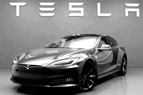 Teslas Burning Through Nearly Half A Million Dollars Every Hour