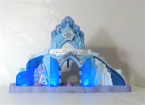Fisher Price Little People Disney Frozen Castle Elsas Ice Palace
