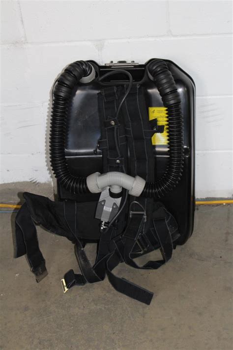 Drager Bg 4 Closed Circuit Rebreather Unit With Accessories 8 Pieces