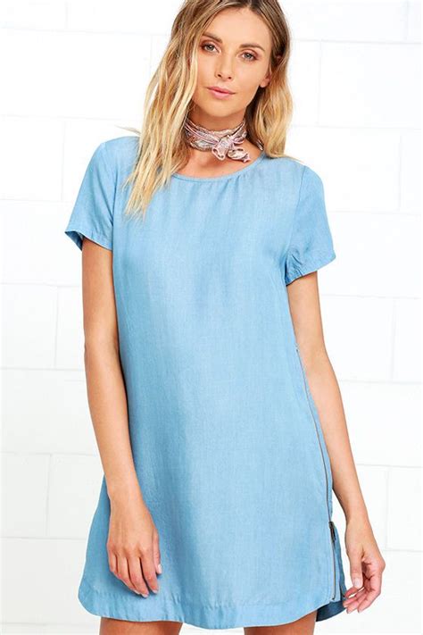We Ve Got A Crush On The That S All Right Blue Chambray Shift Dress And We Can T Help But Sing
