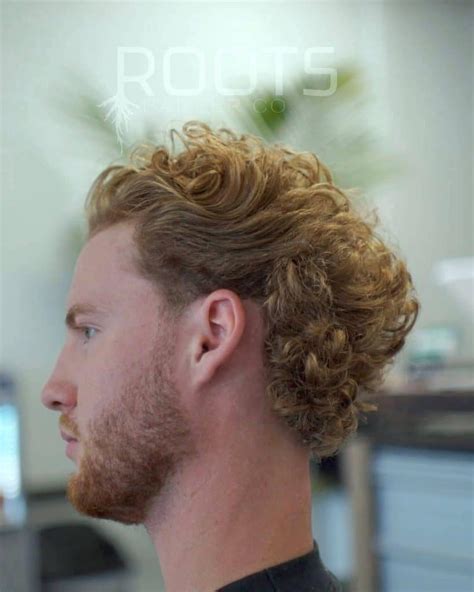 Curly Hair Hairstyles For Medium Length Hair Spadai Magingii