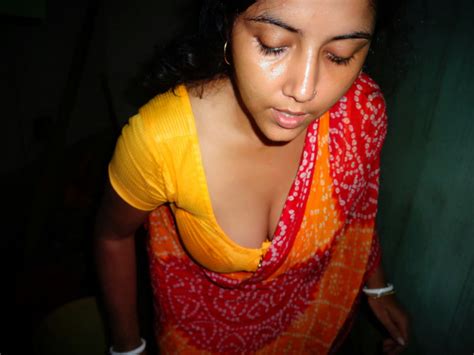 Porn Pics Desi Girl Goes Nude 324296436