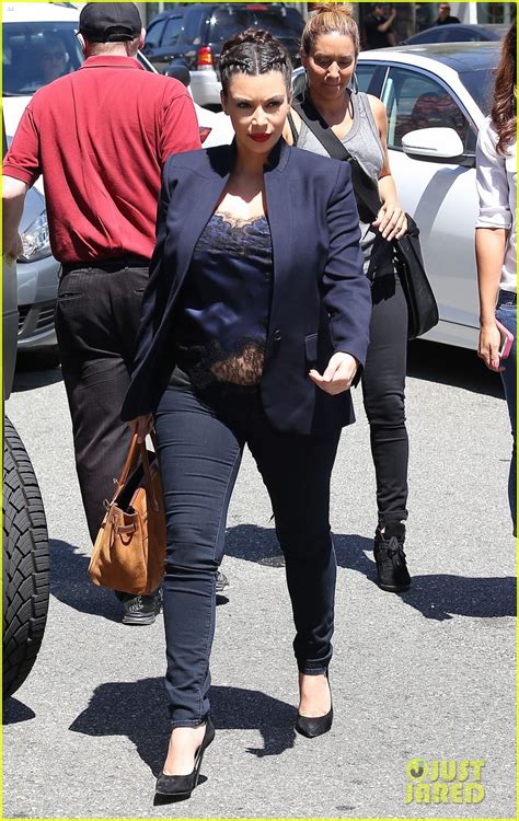Kim Kardashian Bares Pregnant Baby Bump In Belly Shirt Photo 2852851