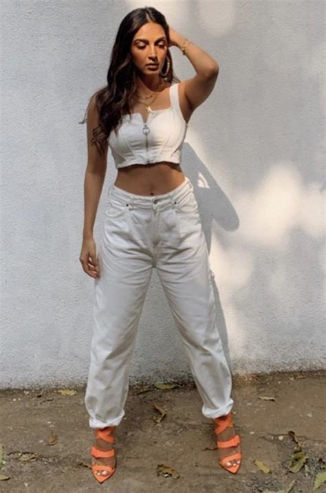 Kiara Advanis White Crop Top And Pants Set Is Ideal For Your Next