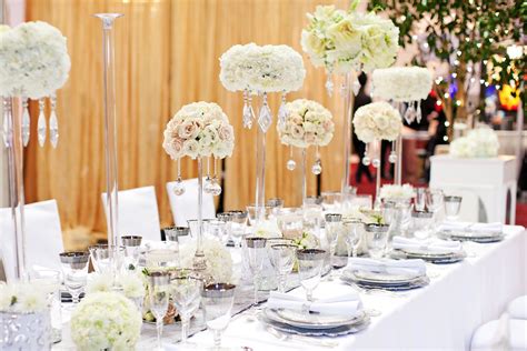 White And Silver Kings Table Kings Table Table Decorations Table