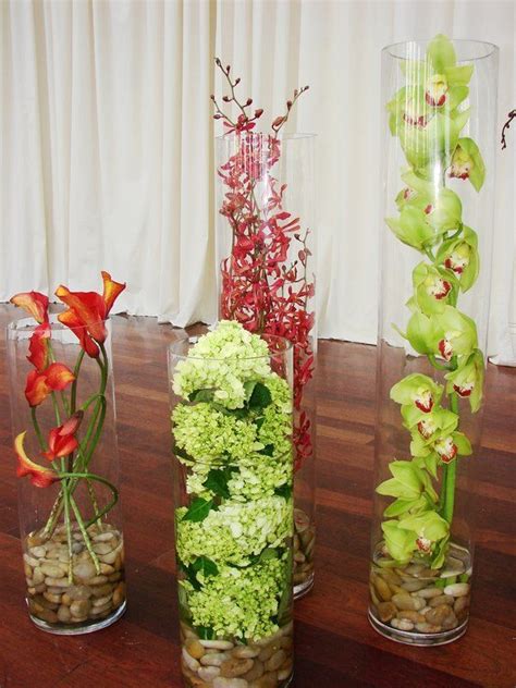 This Is A Selection Of Tall Cylinder Vases Featuring Calla Lilies Hydrangea James Story