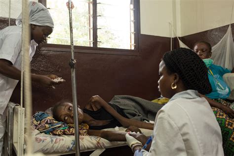 hiv delivering differently to reach people living with hiv in west and central africa msf