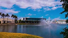 University of Miami Campus Tour - YouTube