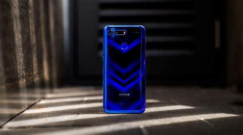 We don't yet have local pricing information for the view 20. Honor View 20 review: Reliably outstanding | SoyaCincau.com