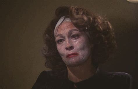Faye Dunaway As Joan Crawford In Mommy Dearest 1981 The 25 Craziest Moms In Movies Complex