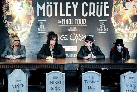 Mötley Crüe To Reunite Four Years After Final Farewell Show For